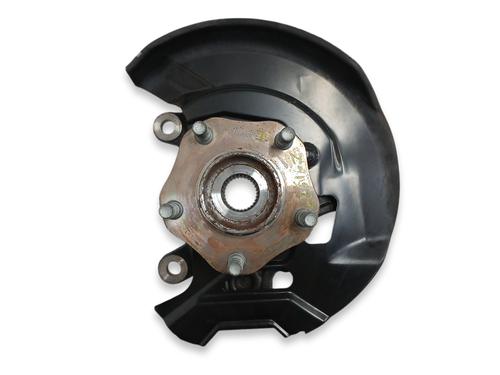 Used Left front steering knuckle NISSAN X-TRAIL III (T32_, T32R, T32RR) 1.3 DIG-T (160 hp) 23958990