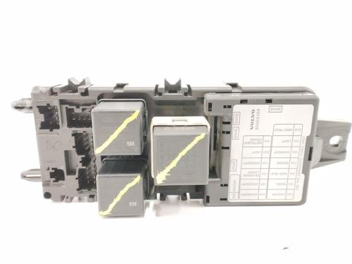 Used Fuse box VOLVO V40 Estate (645) 1.6 (105 hp) 11532795