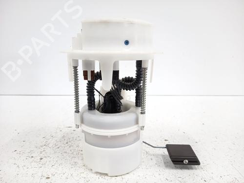 Used Fuel pump Fuel pump OPEL CORSA F (P2JO) 1.2 (68) (101 hp) 33675049 33675049