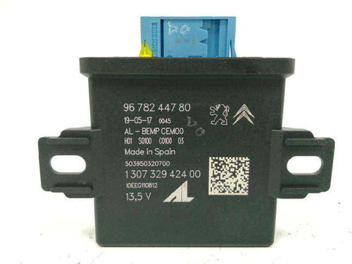 Used Lights ECU Lights ECU PEUGEOT 308 SW II (LC_, LJ_, LR_, LX_, L4_) 1.2 THP 130 (131 hp) 8227182 8227182