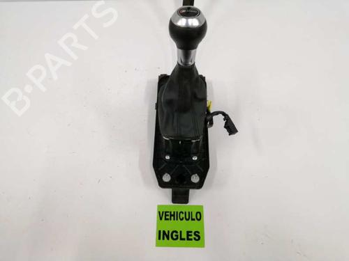 Used Gear lever AUDI Q3 (8UB, 8UG) 2.0 TDI (177 hp) 7424496