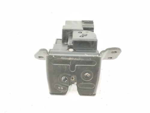 Used Tailgate lock HYUNDAI i30 (FD) 1.6 CRDi (116 hp) 10660962