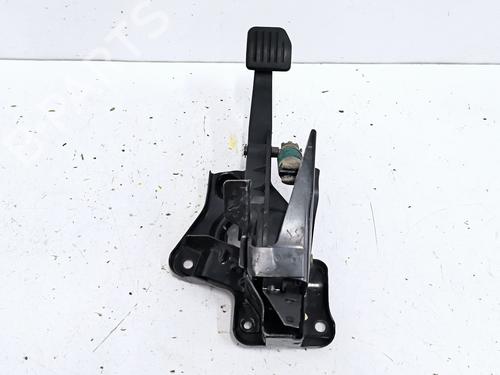 Used Clutch pedal Clutch pedal FORD GALAXY II (WA6) 2.0 TDCi (140 hp) 39962685 39962685
