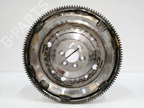 Flywheel SKODA OCTAVIA III (5E3, NL3, NR3) 1.0 TSI 04C105266F