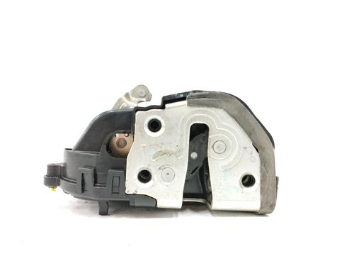 Used Rear left lock MERCEDES-BENZ E-CLASS (W210) E 320 (210.055) (220 hp) 11094755