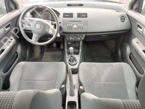 Left headlight SUZUKI SWIFT III (MZ, EZ) 1.3 DDiS (RS413D) | BP32516484C28 