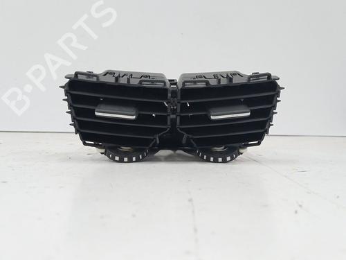 Used Air vent PEUGEOT 3008 II SUV (MC_, MR_, MJ_, M4_) Hybrid (224 hp) 29977434