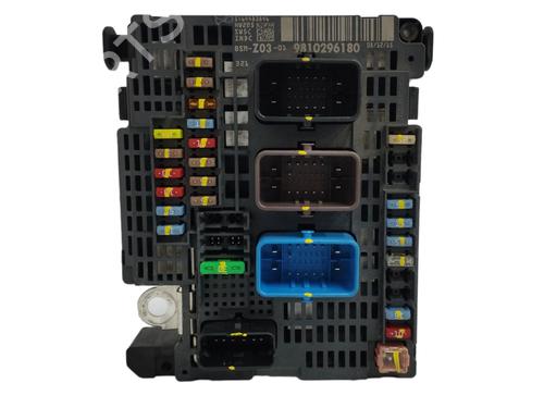 Used Fuse box CITROËN C4 Picasso II [2013-2026]  16570160