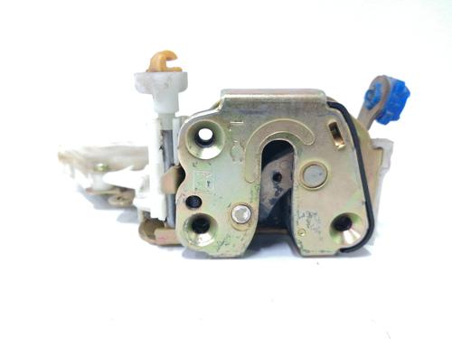 Used Front left lock NISSAN TERRANO II (R20) 2.7 TDi 4WD (125 hp) 10654345