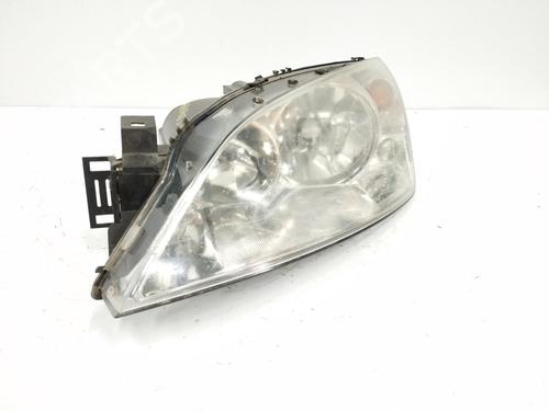 Used Left headlight FORD MONDEO III Saloon (B4Y) 2.0 16V (146 hp) 13631341
