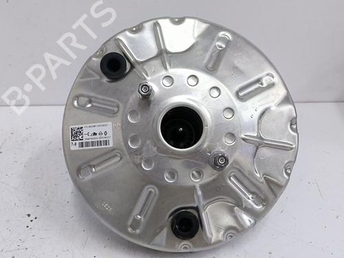 Used Servo brake Servo brake RENAULT CLIO V (B7_) 1.5 Blue dCi 100 (B7AD) (101 hp) 40493227 40493227