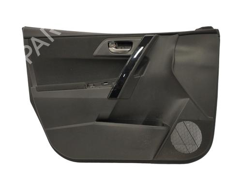 Forra frente esquerda TOYOTA AURIS Estate (_E18_) 1.8 Hybrid (ZWE186_, ZWE186R, ZWE186H) (136 hp) 17018241