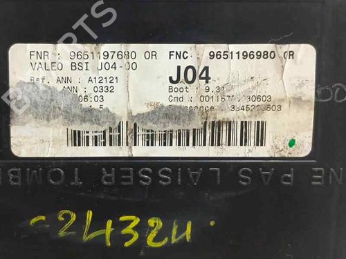 Fuse box PEUGEOT 307 Break (3E) 2.0 HDI 90 | BP23577291E1 - Image 2