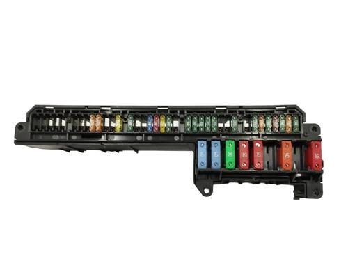Used Fuse box BMW 6 Convertible (E64) 645 Ci (333 hp) 16028157