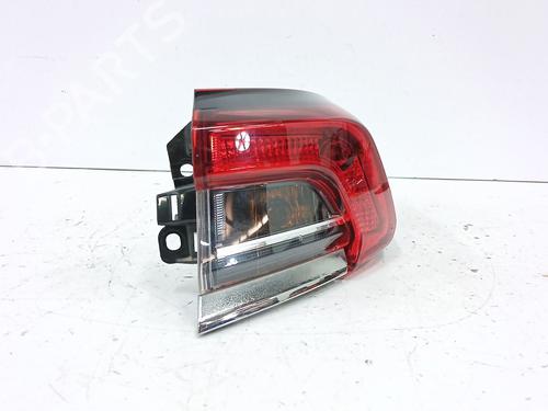 Used Right taillight TOYOTA COROLLA Saloon (_E21_) 1.8 VVTi Hybrid (ZWE211, MZEA12) (98 hp) 32450281