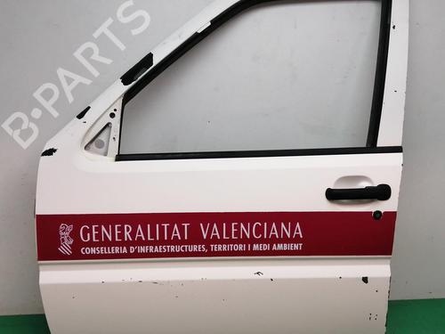 Used Left front door NISSAN TERRANO II (R20) 2.7 TDi 4WD (125 hp) 10719501
