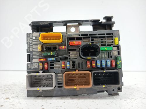 Used Fuse box Fuse box 36429726 36429726