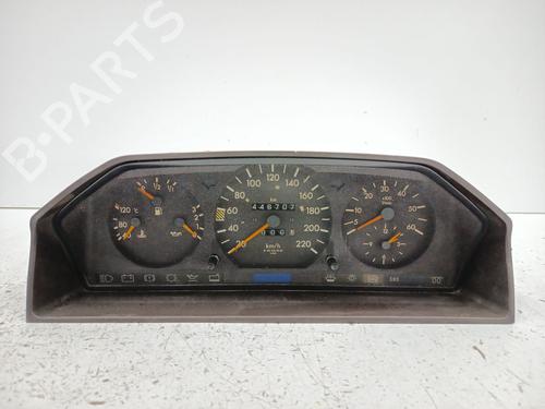 Used Instrument cluster Instrument cluster MERCEDES-BENZ E-CLASS (W124) E 300 D (124.131) (136 hp) 33934239 33934239