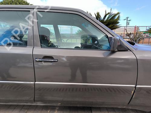 Used Right front door Right front door MERCEDES-BENZ 124 Saloon (W124) 300 D (124.130) (113 hp) 31880463 31880463