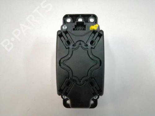 Switch MERCEDES-BENZ A-CLASS (W176) A 200 CDI / d (176.008) | BP6005871I30