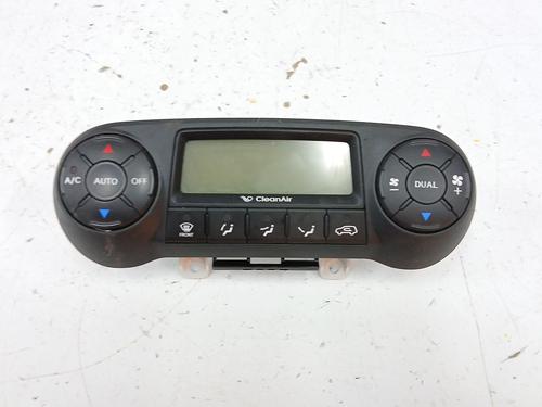 Used Climate control Climate control 35791458 35791458