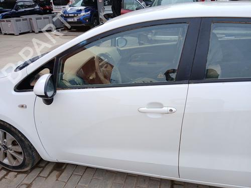 Used Left front door KIA RIO III (UB) 1.2 CVVT (84 hp) 32081744