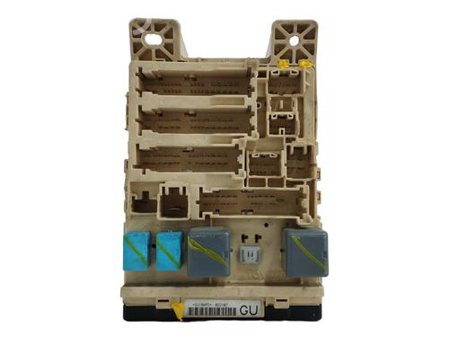 Used Fuse box LEXUS RX (_U3_) 400h AWD (MHU38_, MHU38R) (272 hp) 13648996