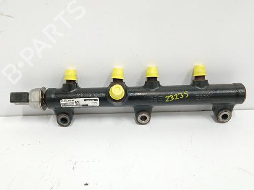 Used Injection rail HYUNDAI TERRACAN (HP) 2.9 CRDi (150 hp) 29370397