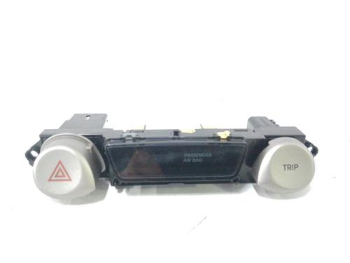 Used Warning switch HYUNDAI i20 I (PB, PBT) 1.4 CRDi (75 hp) 12426984