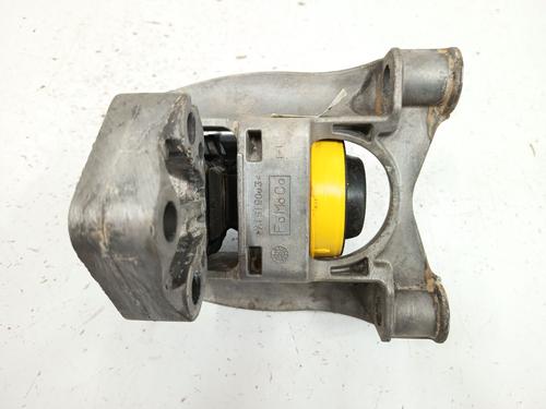 Used Engine mount Engine mount FORD PUMA (J2K, CF7) 1.0 EcoBoost (125 hp) 33468124 33468124