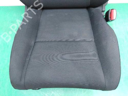 Right front seat RENAULT MEGANE III Hatchback (BZ0/1_, B3_) 1.2 TCe (BZ2B, BZ11) | BP8063981C16 