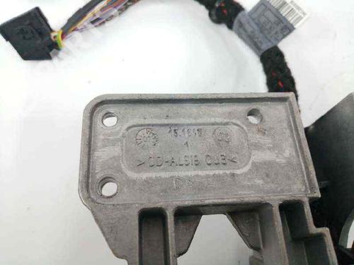 Used Armrest / Center console Armrest / Center console BMW X3 (E83) 2.0 d (150 hp) 7165558 7165558