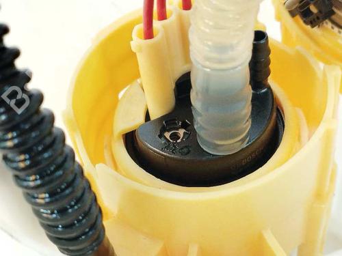 Fuel pump NISSAN QASHQAI II SUV (J11, J11_)  | BP10104738M76 