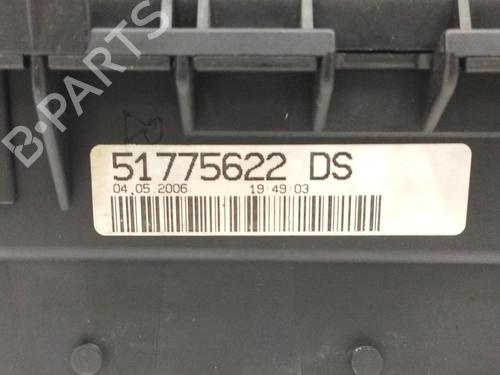 Fuse box FIAT GRANDE PUNTO (199_) 1.3 D Multijet (199.AXD11, 199.AXD1A, 199.AXD1B,... | BP13707440E1 