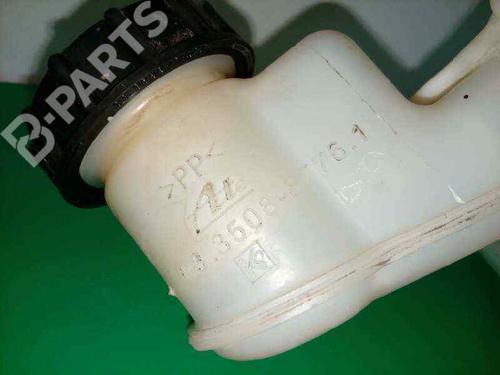 Brake master cylinder TOYOTA YARIS Hatchback Van (_P13_) 1.0 VVTi (KSP130) | BP3322795M77 