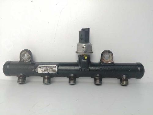 Used Injection rail FORD FOCUS C-MAX (DM2) [2003-2007]  8263208