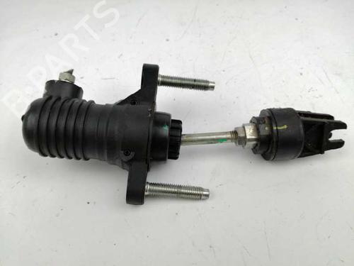 Clutch slave cylinder TOYOTA HILUX VIII Pickup (_N1_) 2.4 D 4WD (GUN125_, GUN125R) | BP14149756M113 