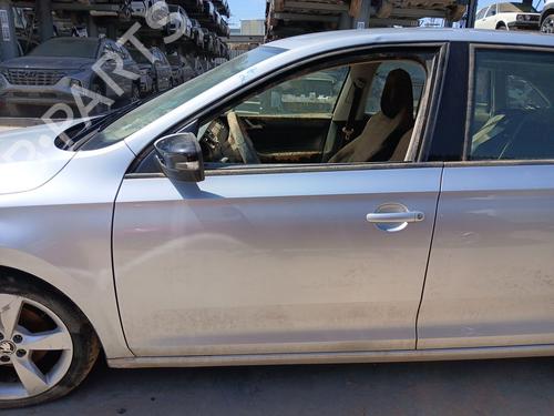 Used Left front door Left front door 36780501 36780501