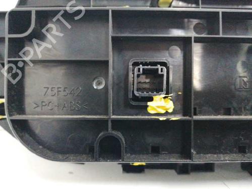 Climate control TOYOTA AURIS Estate (_E18_) 1.8 Hybrid (ZWE186_, ZWE186R, ZWE186H) | BP8908667I5 