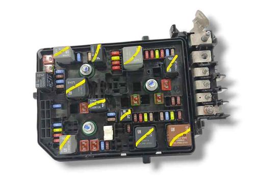 Used Fuse box OPEL ASTRA J Sports Tourer (P10) [2010-2015]  23577170