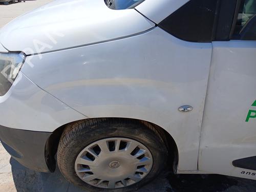 Guarda-lamas esquerdo Guarda-lamas esquerdo OPEL COMBO E Tour / Life (K9) 1.5 (131 hp) 36115835 36115835
