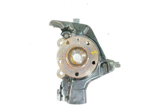 Used Left front steering knuckle FIAT 500L (351_, 352_) 1.3 D Multijet (199LXY1A, 199LXY11) (84 hp) 10097765