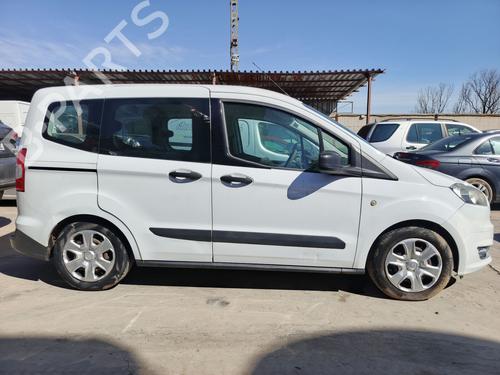 Dashboard FORD TOURNEO COURIER B460 MPV  | BP33618229C46  - Image 8