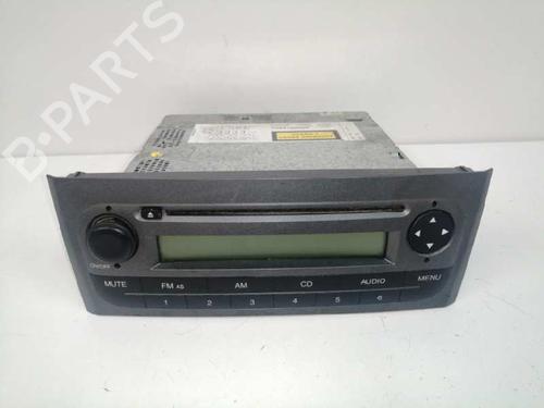 Used Radio FIAT GRANDE PUNTO (199_) 1.3 D Multijet (199.AXD11, 199.AXD1A, 199.AXD1B,... (90 hp) 7528396