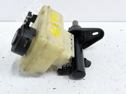 Used Brake master cylinder Brake master cylinder 39097162 39097162