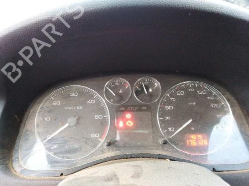 Fuse box PEUGEOT 307 SW (3H) 1.6 HDI 110 | BP5790199E1