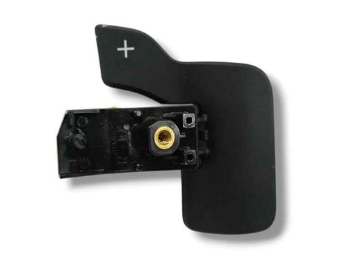 Used Steering wheel controls TOYOTA COROLLA Estate (_E21_) 2.0 Hybrid (MZEH12) (180 hp) 23577082