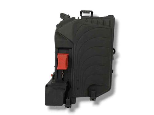 Fuse box MERCEDES-BENZ GLA-CLASS (X156) GLA 200 CDI / d (156.908) A2465400182