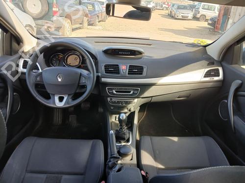 Used Dashboard Dashboard RENAULT MEGANE III Hatchback (BZ0/1_, B3_) 1.5 dCi (106 hp) 33547231 33547231