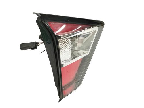 Feu de coffre gauche FORD FOCUS II (DA_, HCP, DP)  | BP12845452C79 
